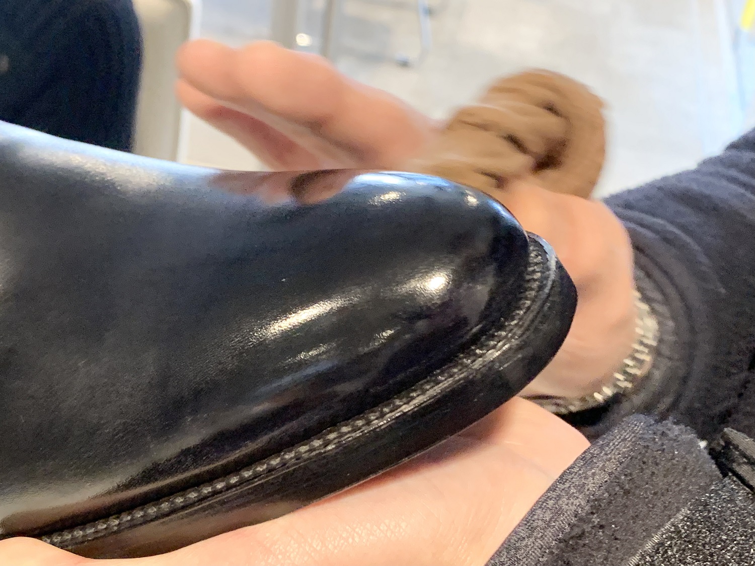 【革靴】ハイシャインワックスを使用した鏡面磨きのやり方